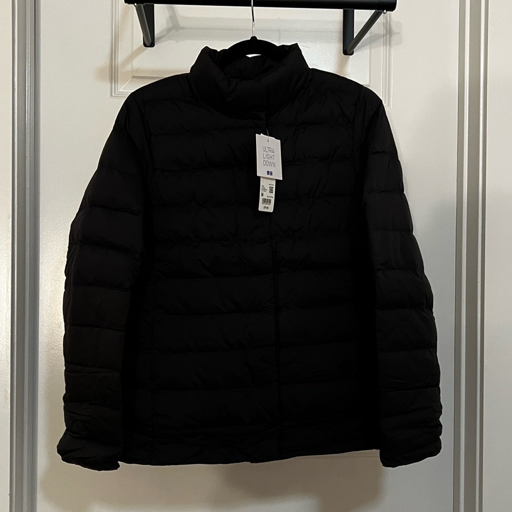 UNIQLO WOMEN ULTRA LIGHT DOWN JACKET SIZE MEDIUM NWT